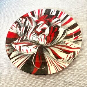 John Derian Round Floral Decorative Plate in Red, Black & White 8 inch Perfect!